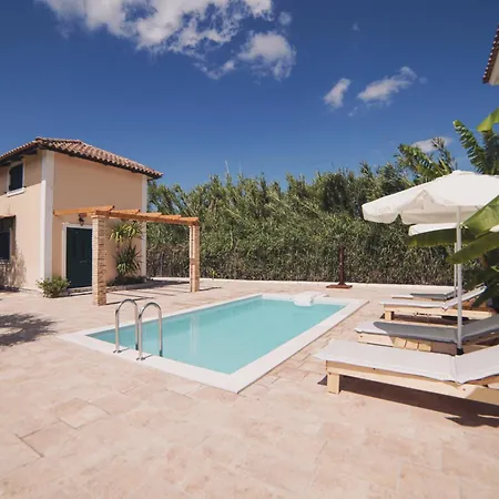 Mirsini Studios&Apartments-3